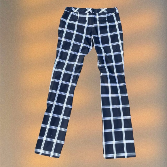 Express pants - Picture 2 of 3